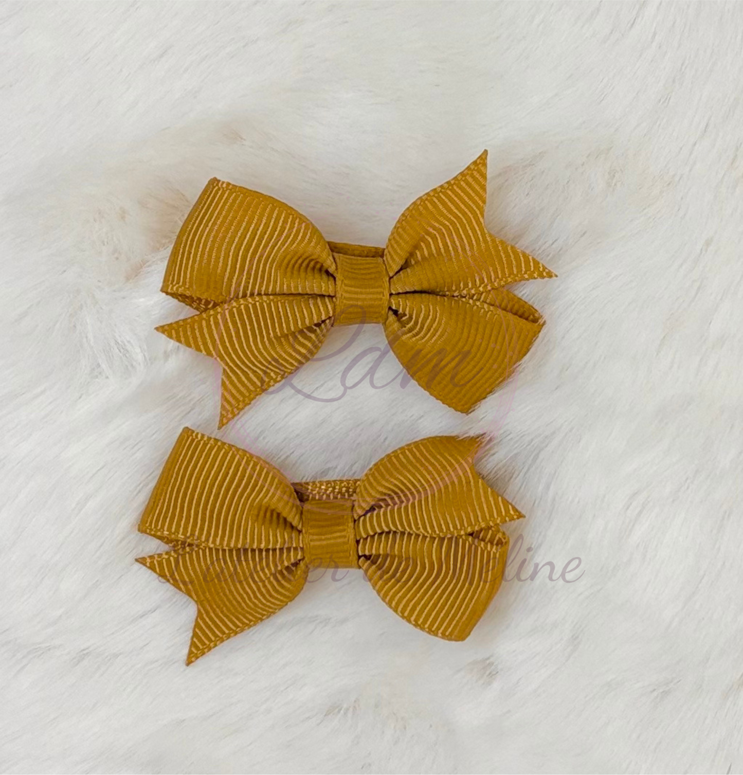 Petites barrettes noeud